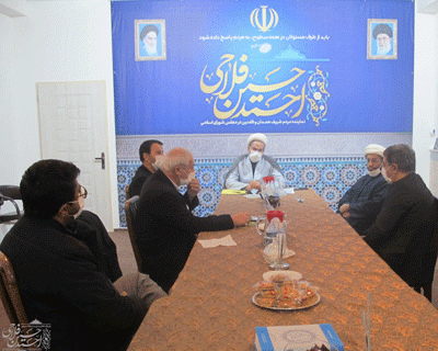 لقاء رئيس البلدية ورئيس المجلس وأعضاء مجلس مدينة مريانج مع حجة الإسلام فلاحي