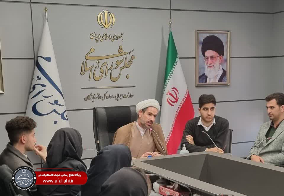 دیدار و گفتگو حجت الاسلام فلاحی با دانشجویان دانشگاه های استان همدان