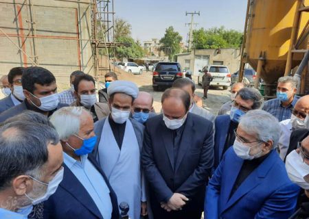 Hojjatoleslam Fallahi visited the progress of Ekbatan Hospital with the Vice President for Planning