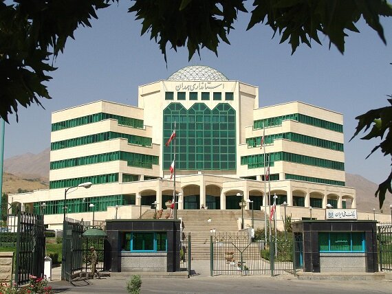 أدت عملية انتخاب المحافظ البطيئة إلى رفع أصوات المندوبين