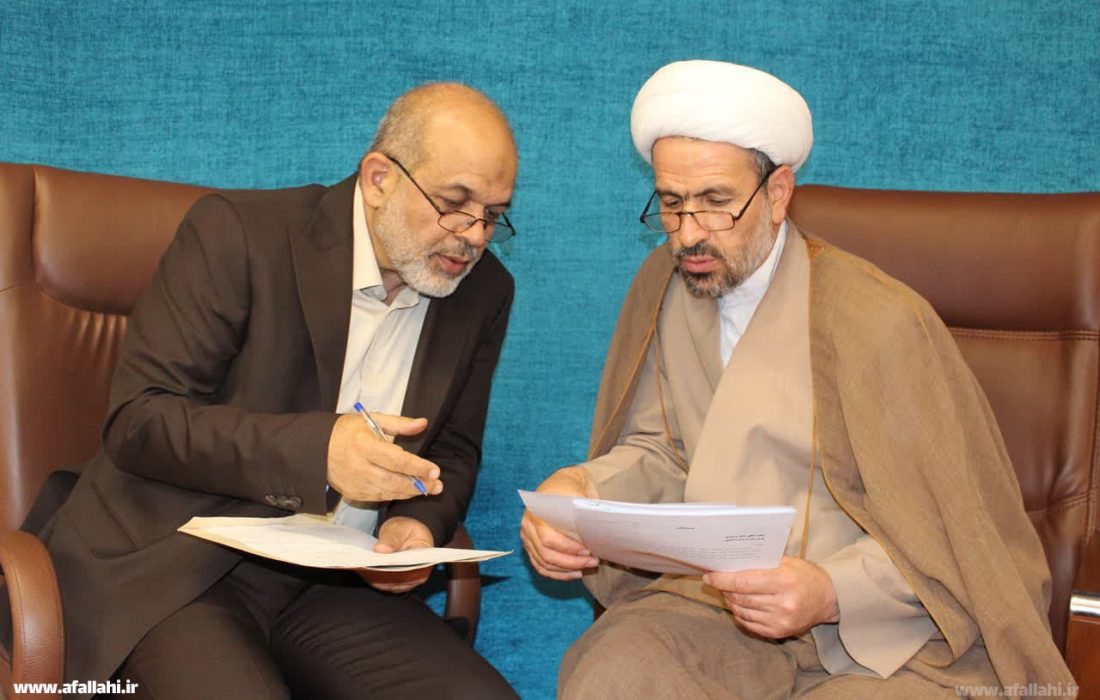 Hojjat al-Islam wal Muslimin Falahi met with the Minister of Interior