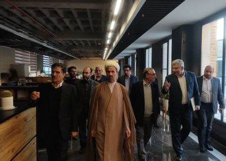 Video report of Hojatul Islam Falahi's visit to the Chamber of Commerce of Industries, Mines and Agriculture of Hamadan province